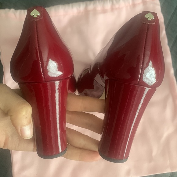 💯Auth Kate Spade 7.5 cherry red patent pumps - Picture 5 of 8